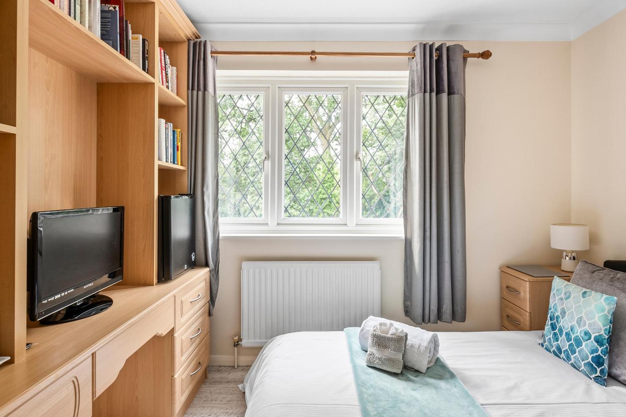 Ross House Apartment Black Notley Екстериор снимка