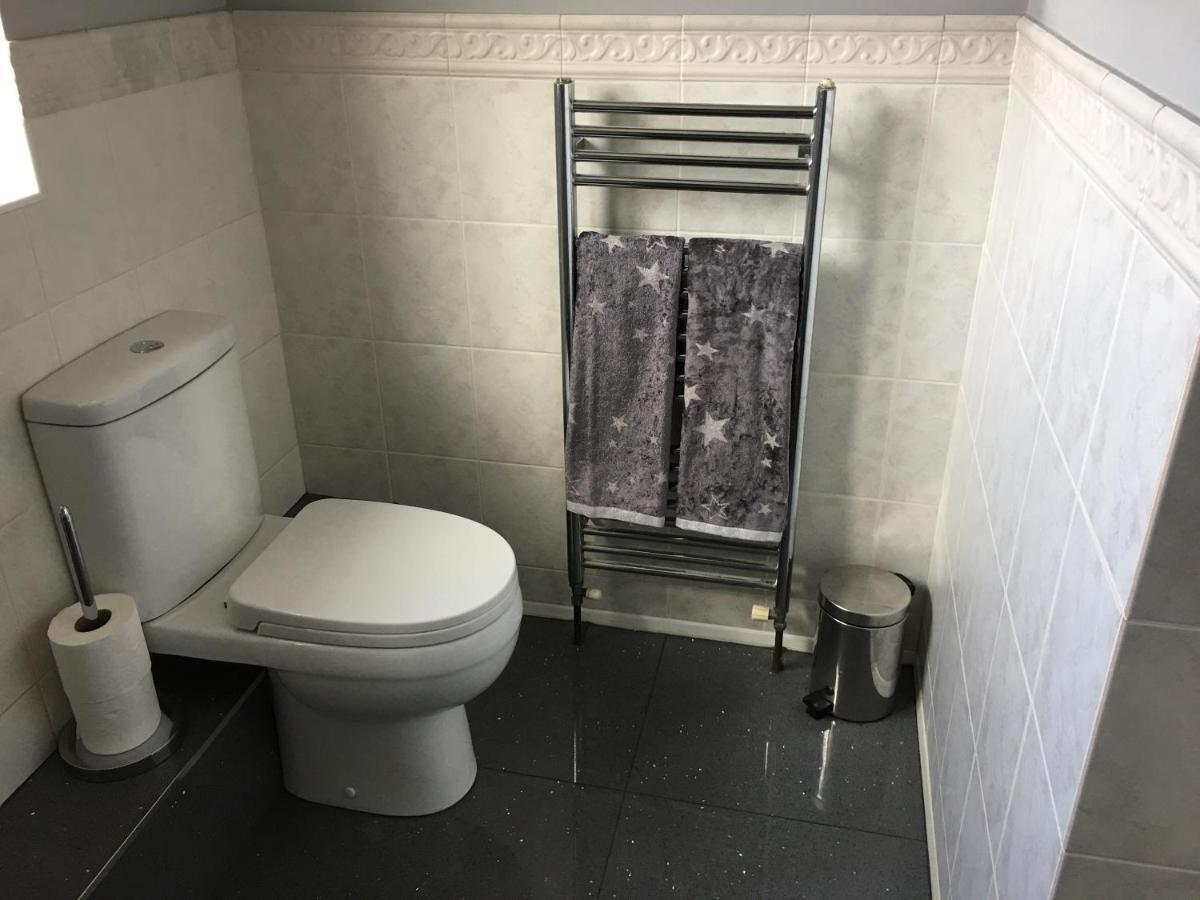 Ross House Apartment Black Notley Екстериор снимка